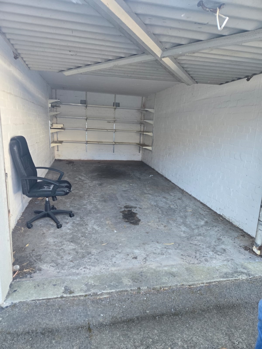 To Let 2 Bedroom Property for Rent in Kenilworth Western Cape